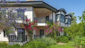 Starlight Resort Hotel