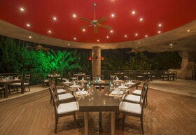 Starlight Resort Hotel