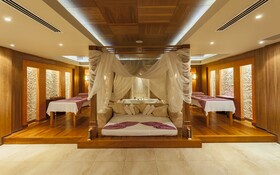 Starlight Resort Hotel
