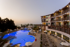 Quattro Family Club Dem Hotel