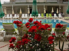 Solis Beach Hotel