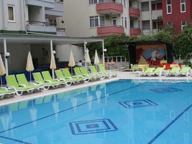 Solis Beach Hotel