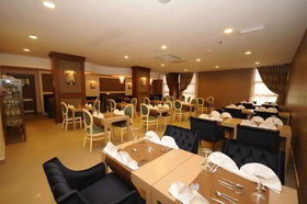 Insula Resort & Spa
