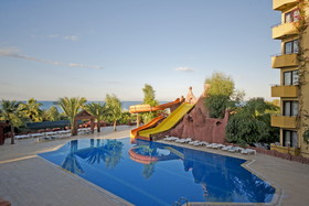 MC Mahberi Beach