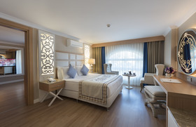 Quattro Beach Spa & Resort Hotel