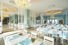 Quattro Beach Spa & Resort Hotel