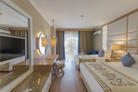 Quattro Beach Spa & Resort Hotel