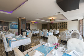 Quattro Beach Spa & Resort Hotel