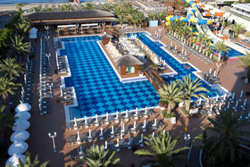 Quattro Beach Spa & Resort Hotel