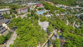 Senza Garden Holiday Club