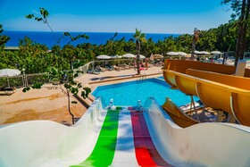 Senza Garden Holiday Club