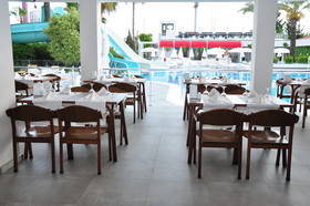 White City Beach Hotel