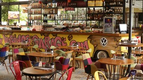 Beetle House Coffee Hotel