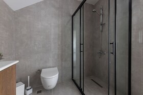 Bi Suites