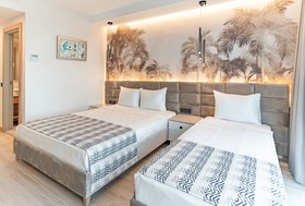Pearly Hotel