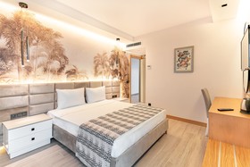 Pearly Hotel