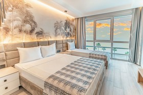 Pearly Hotel