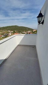 Seron Mountain House