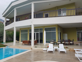 Villa Tacmahal