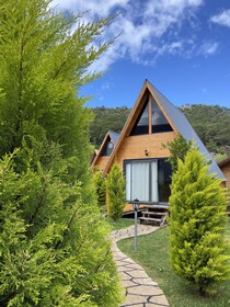 Karaoz Sapphire Bungalows