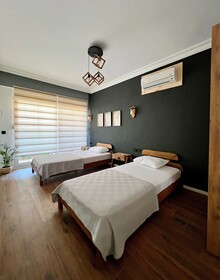 Lb Boutique Hotel