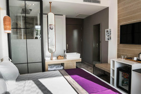 Melanippe Relaxing Hotel
