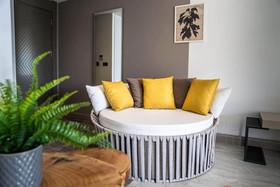Melanippe Relaxing Hotel