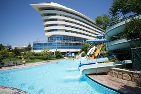 Concorde de Luxe Resort