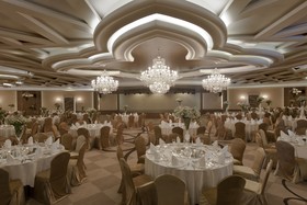 Delphin Imperial Hotel
