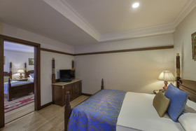 Delphin Palace