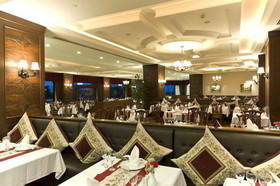 Delphin Palace