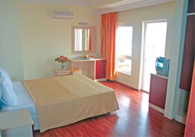 Lara Dinc Hotel