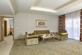 Royal Holiday Palace
