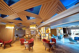 Royal Wings Hotel