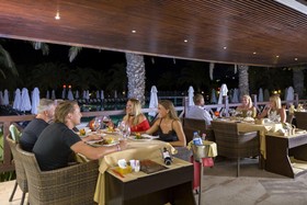 Royal Wings Hotel