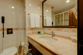 Ducale Lara