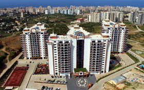 Azura Park
