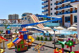 Azura Park