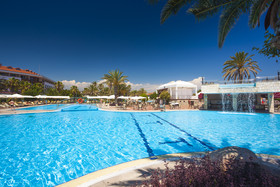 Club Hotel Turan Prince World