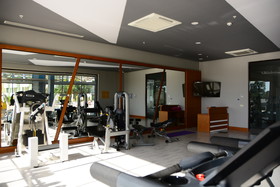 Glamour Resort & Spa