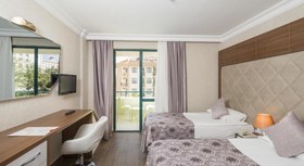 Grand Seker Hotel