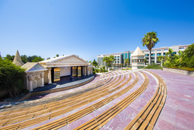 Horus Paradise Luxury Resort