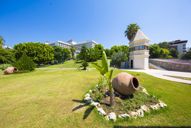 Horus Paradise Luxury Resort