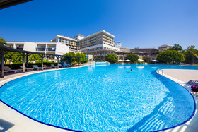 Horus Paradise Luxury Resort