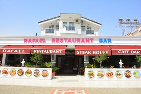 Hotel Rafael Restaurant