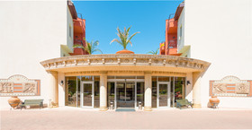Royal Atlantis Beach