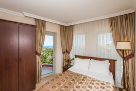 Royal Atlantis Beach