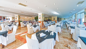 Royal Atlantis Beach