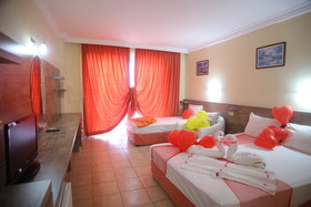 Sayanora Hotel