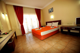 Sayanora Hotel